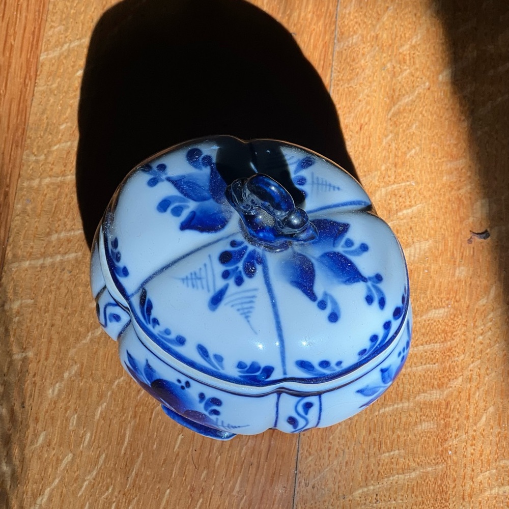 Antique trinkets box